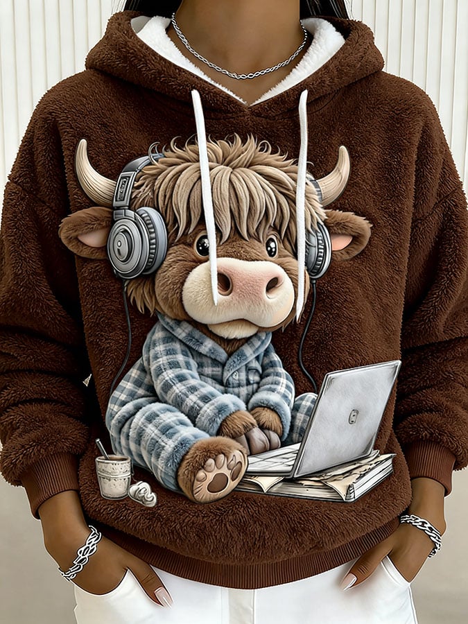 Női pulóver állatos motívummal, skót tehén mintával