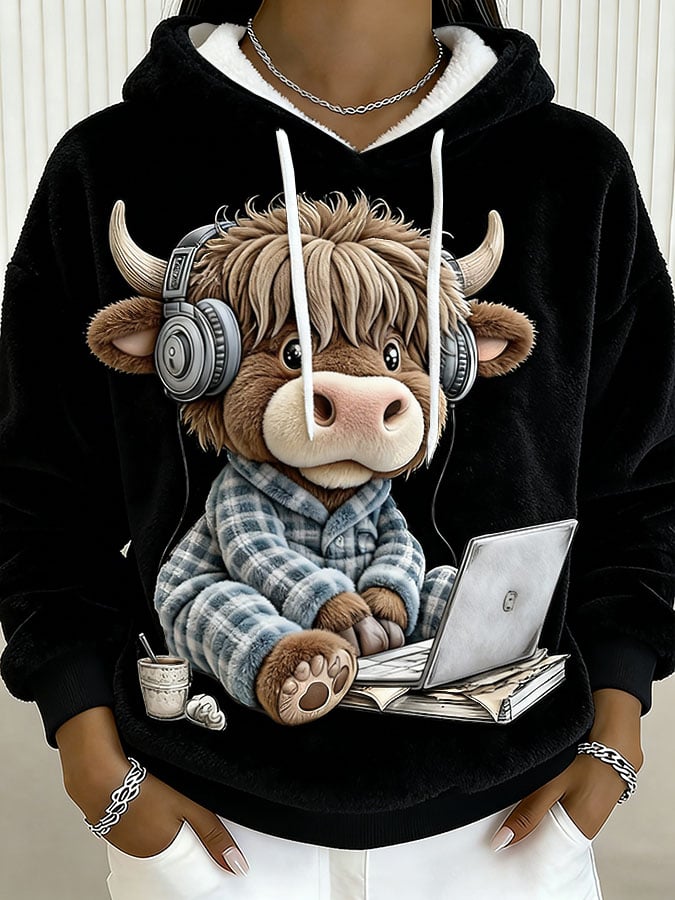 Női pulóver állatos motívummal, skót tehén mintával